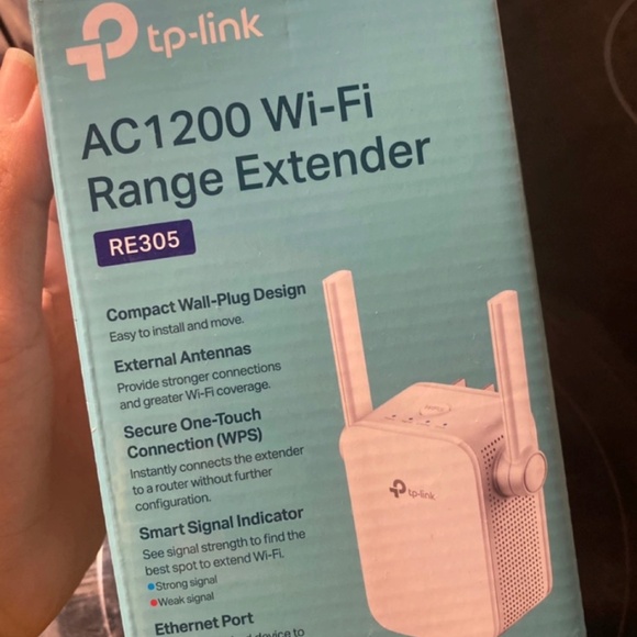 TP-Link AC1200 Wi-Fi Range Extender RE305 - Brand New - Picture 1 of 5